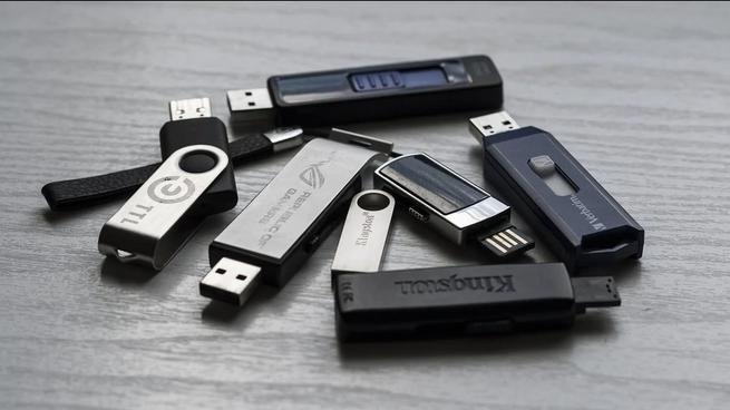 Extraer el USB con seguridad en 2024, ¿sigue siendo algo necesario?