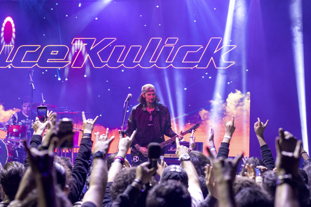 Bruce Kulick en el Salón la Maraka: una noche de unión para el KISS Army