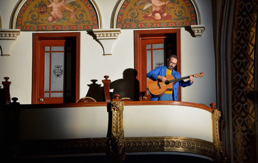 Monocordio en el Teatro de la Ciudad / Foto por André Dulché