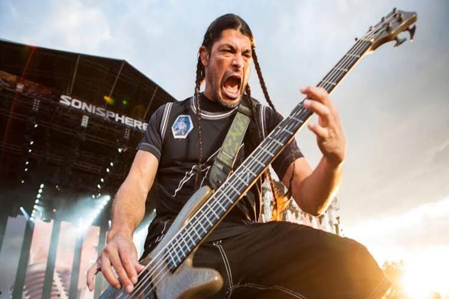 Robert Trujillo revela cuánto tiempo tarda Metallica en prepararse para salir de gira