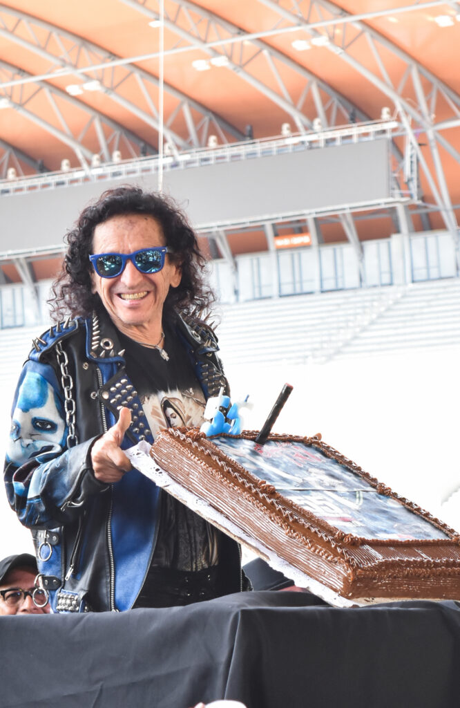 "56 años ininterrumpidos de rocanrol", Alex Lora. Foto: Daniel Márquez