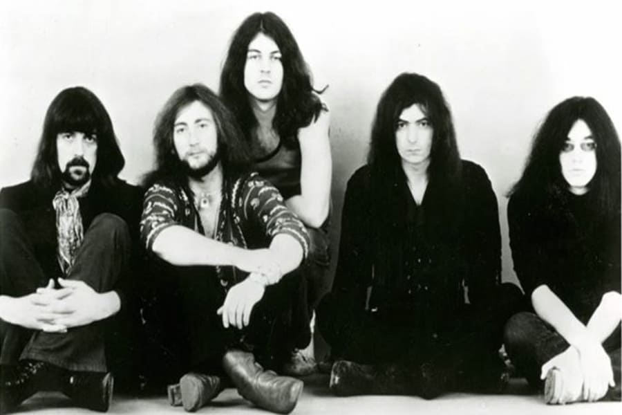 De esto habla “Smoke on the Water”, la canción más famosa de Deep Purple