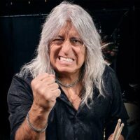 Mikkey Dee (SCORPIONS, MOTÖRHEAD), a punto de morir por una sepsis: «Casi voy a tocar con Lemmy»