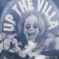 Ozzy protagoniza el imponente tifo del Aston Villa en la Champions