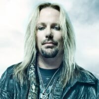 El avión de Vince Neil (MÖTLEY CRÜE) sufre un accidente que deja un muerto y varios heridos