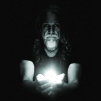 Johan Langquist de CANDLEMASS lanza su debut en solitario combinando Heavy Metal, Hard Rock y Doom