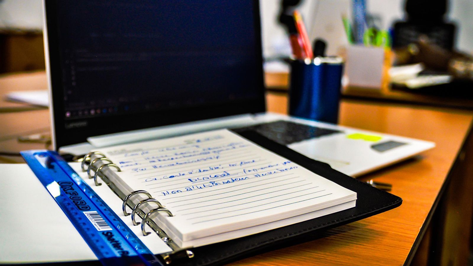 Adiós al calendario inútil de Windows 11: vuelve la función que más echabas de menos de Windows 10