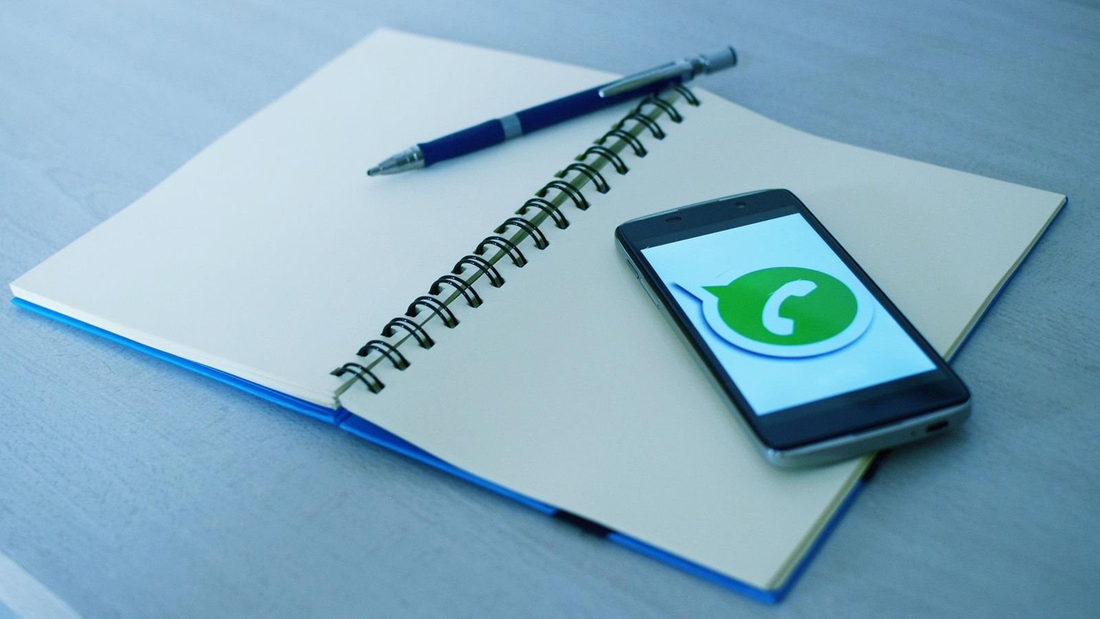 Pronto podrás hablar con gente de Telegram y iMessage desde WhatsApp