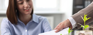 En España, cuanto más rico es un barrio, menor es el peso del sueldo en los ingresos de las familias. En las zonas "top” nunca supera el 65 % del salario