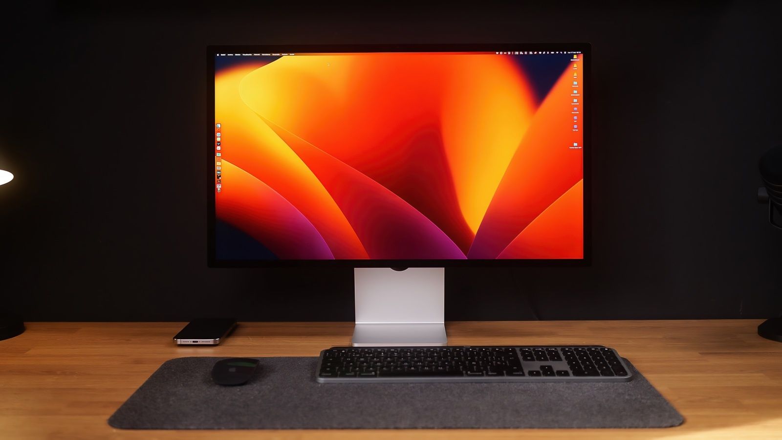 El nuevo iPad Pro apunta a que Apple prepara un Studio Display con 120 Hz y mini-LED para 2026