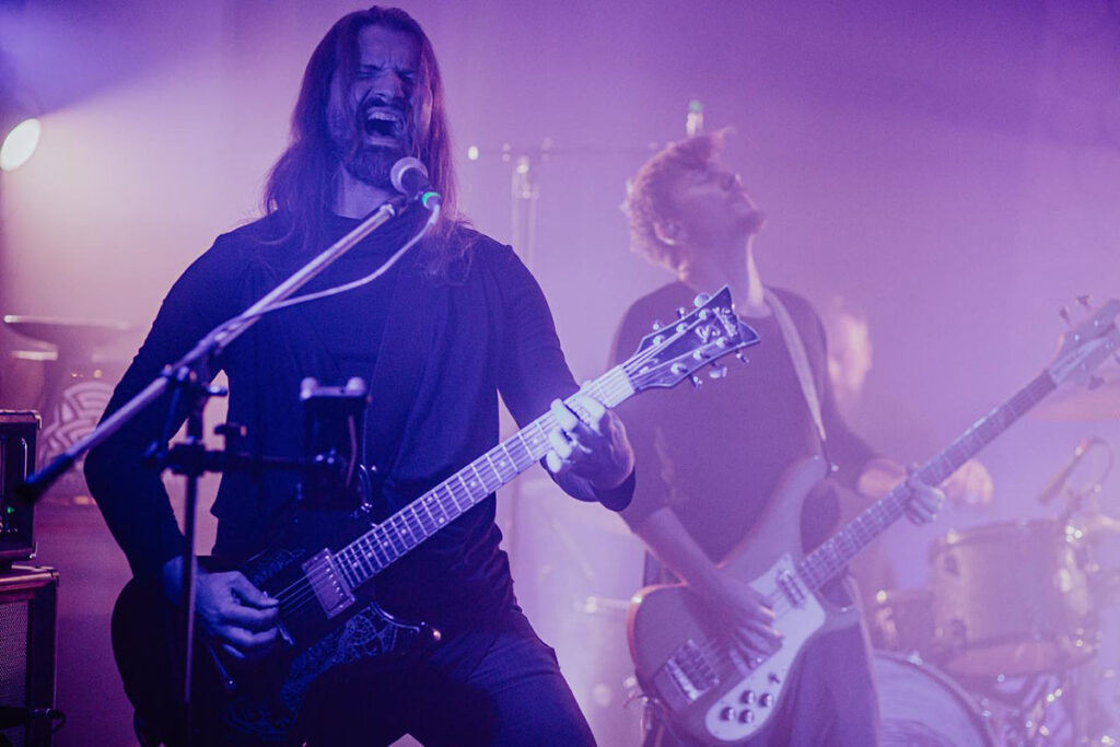 Banda de doom metal atmosférico en vivo