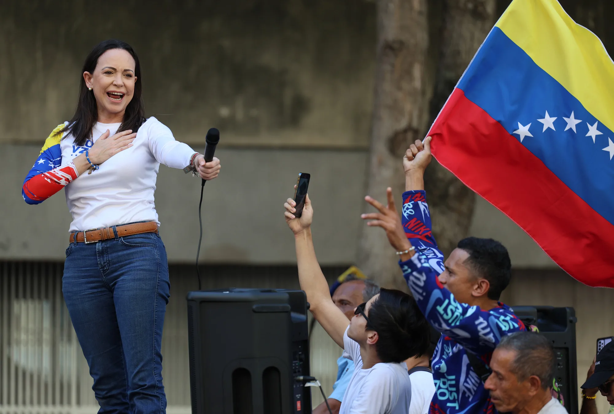 Marchas por María Corina Machado inundan América Latina antes del Nobel de la Paz 2025 Marchas por María Corina Machado inundan América Latina antes del Nobel de la Paz 2025