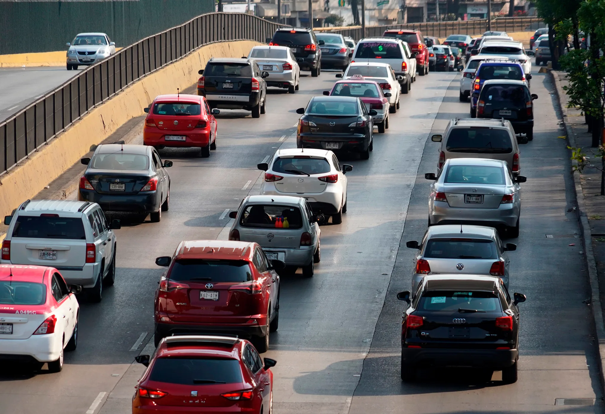 Actualizan multas de tránsito CDMX: ¿cuánto vas a pagar por doble fila, luz fundida o vidrios polarizados? Actualizan multas de tránsito CDMX: ¿cuánto vas a pagar por doble fila, luz fundida o vidrios polarizados?