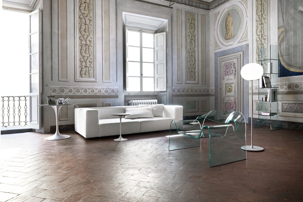 Ghost armchair, by Cini Boeri for Fiam