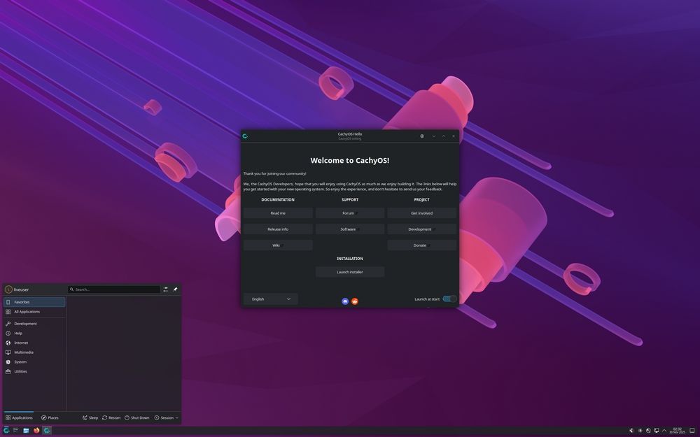 Interfaz de usuario de CarchyOS con ventana de bienvenida central sobre un fondo de pantalla geométrico violeta.