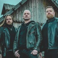 MÅNEGARM vuela con IRON MAIDEN versionando en acústico este himno: «Ídolos de nuestra infancia»