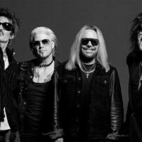 MÖTLEY CRÜE gana la batalla legal contra su antiguo compañero Mick Mars: «La banda queda plenamente respaldada»