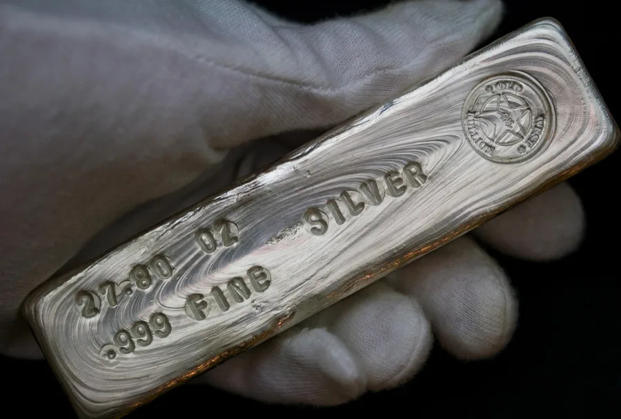 Invertir en oro y plata: opciones y riesgos con precios en máximos | Imagen: Depositphotos.com