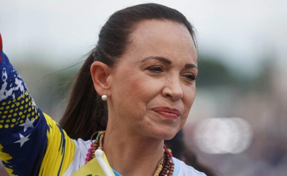 ¿Qué probabilidad hay de que María Corina Machado regrese a Venezuela, según Polymarket?