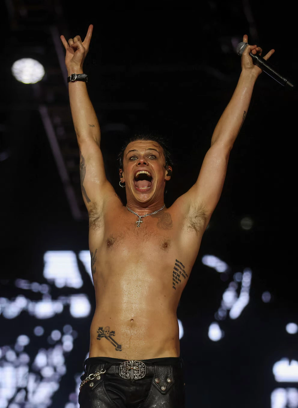 Yungblud gana su primer Grammy por “Changes” y rinde homenaje a Ozzy Osbourne en la gala 2026