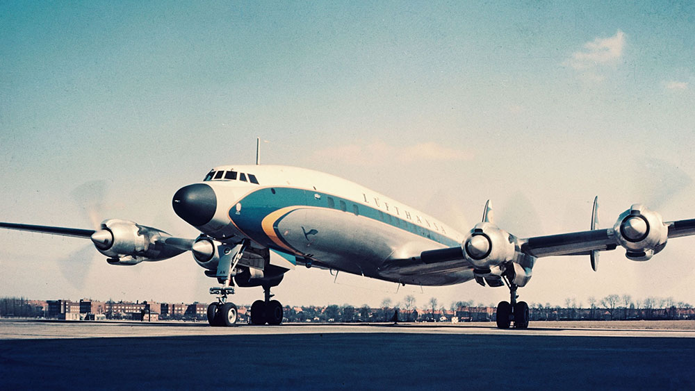 Lufthansa presenta un Airbus A321 con librea retro para celebrar su centenario