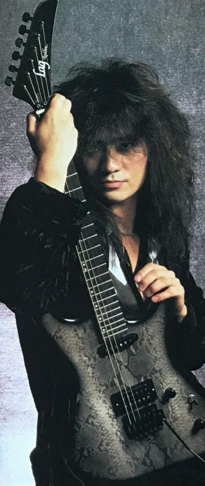 Akira Takasaki cumple 65 años: el samurái que llevó el metal japonés a conquistar Occidente