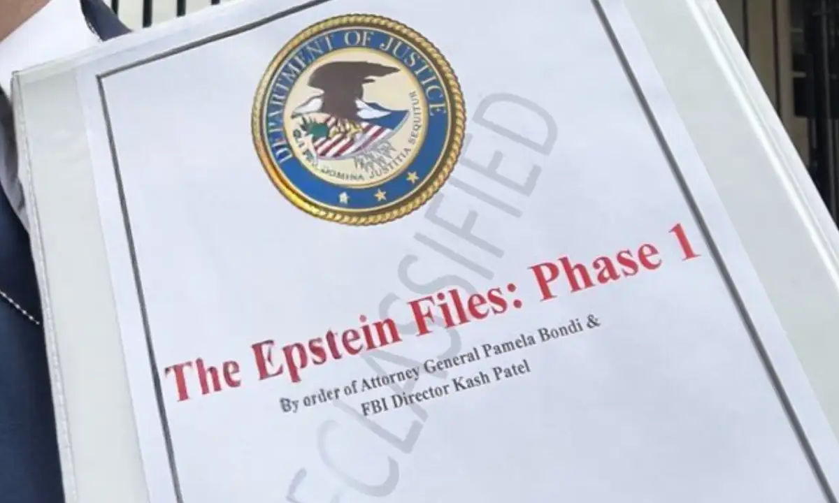 El manual de Bash, parte de los archivos Epstein