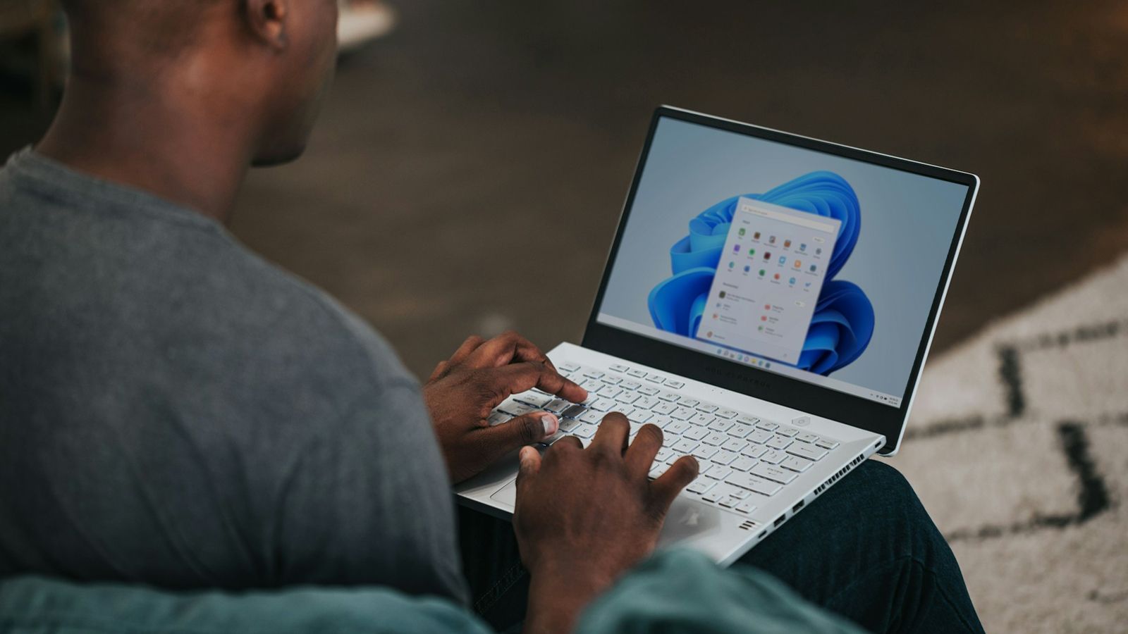 Microsoft desvela las razones del polémico rediseño del menú Inicio de Windows 11