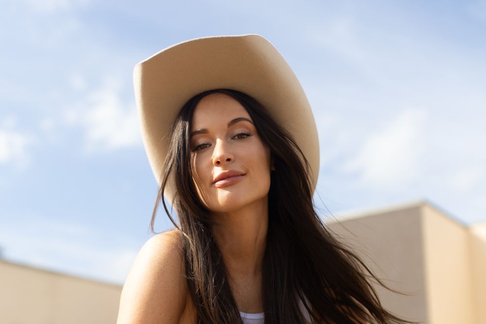 Kacey Musgraves se encuentra trabajando en su próximo álbum titulado «Middle of Nowhere».