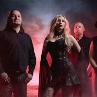 AMBERIAN DAWN presenta a su tercera vocalista y anuncia “Temptation’s Gates”