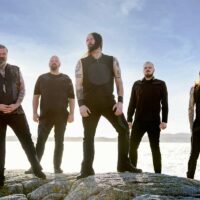 ENSLAVED sorprende con dos canciones marineras junto a un coro noruego: «Símbolo vivo de la vida en el mar»