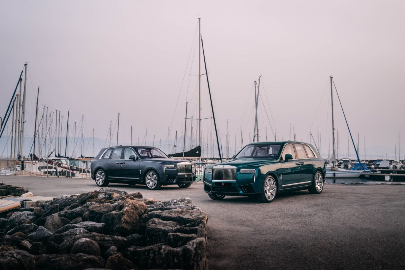 ROLLS-ROYCE CULLINAN YACHTING: DONDE LA CARRETERA ENCUENTRA EL MAR