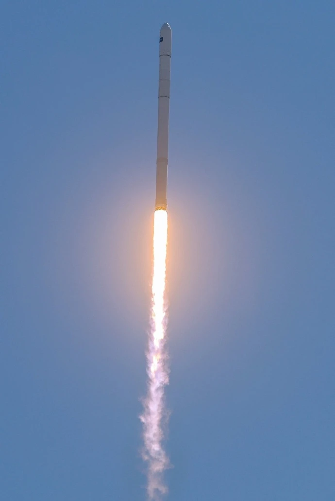 El título La descripción