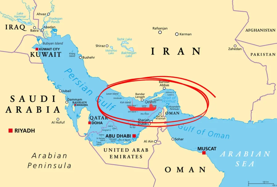 El estrecho de Hormuz conecta el Golfo Pérsico con el océano Índico.