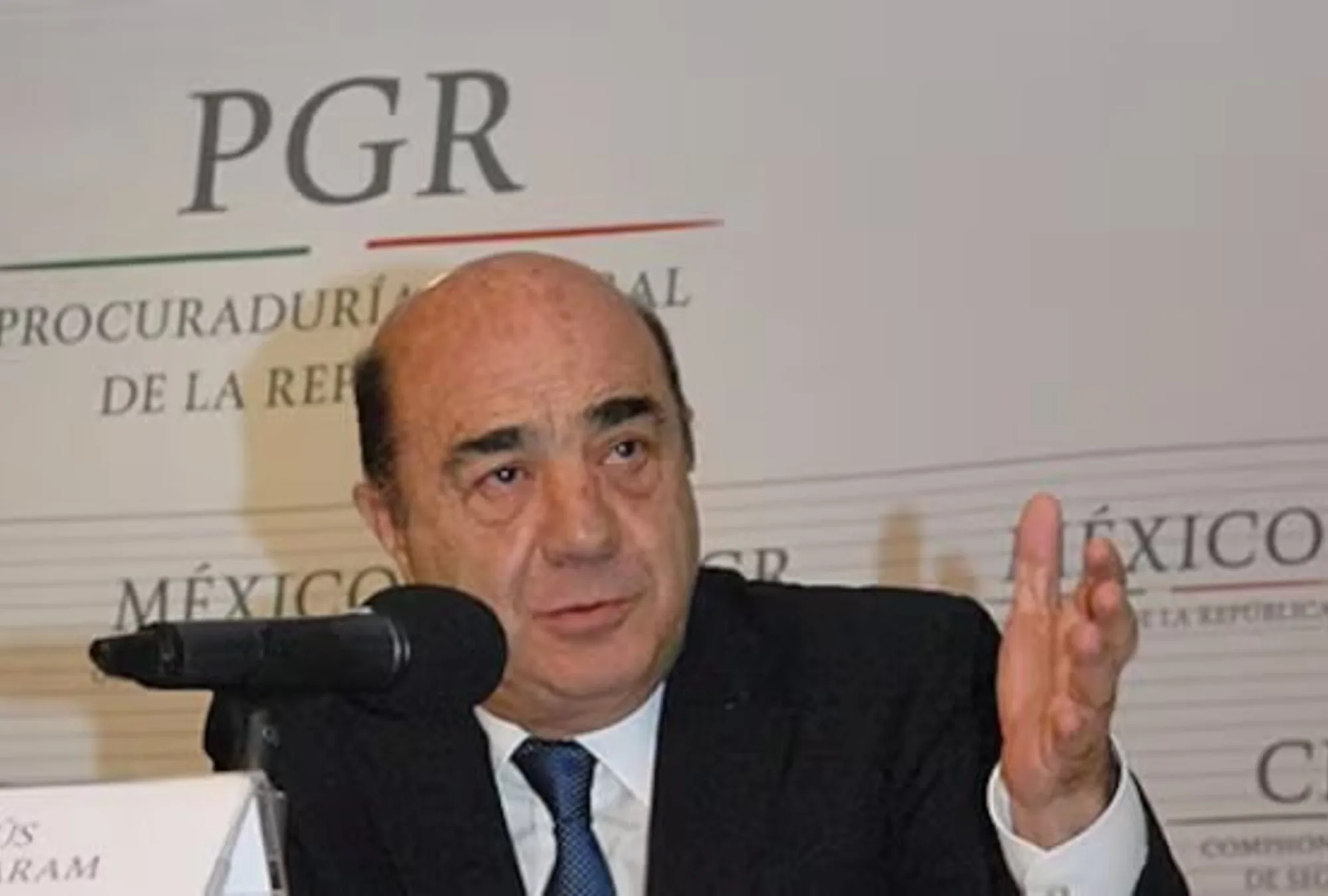 Murillo Karam es hospitalizado en CDMX por derrame cerebral