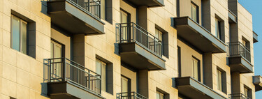 Ha entrado en vigor en España: los propietarios ya no pueden alquilar su vivienda para uso no residencial o temporal sin permiso de la comunidad de vecinos 