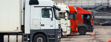 España necesita 20.000 camioneros para evitar un colapso logístico. La solución está llegando desde Perú y Marruecos