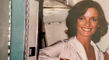Joan Prince Crandall Cuando Era Una Joven Auxiliar De Vuelo Cortesia De Joan Prince Crandall