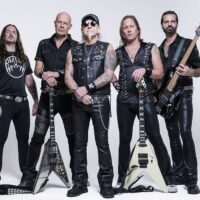 ACCEPT presenta su nuevo «Fast As A Shark» con Kirk Hammett (Metallica), Phil Anselmo (Pantera), Mikkey Dee (Motörhead) y Billy Sheehan