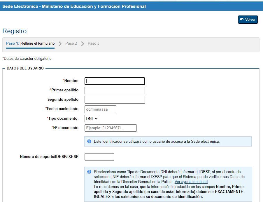 Rellenar formulario, beca MEC