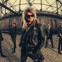 KISSIN’ DYNAMITE anuncia su último álbum con Hannes Braun como vocalista