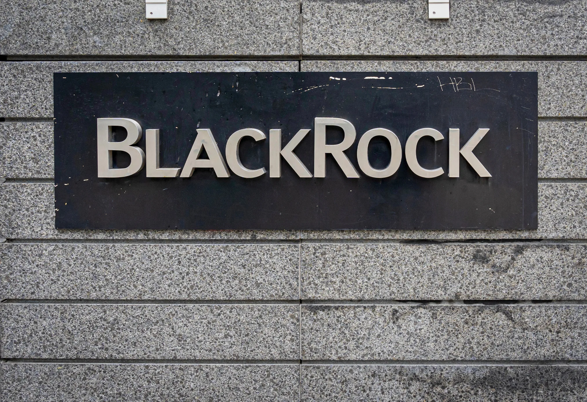 BlackRock hace historia al rebasar los 15 billones de dólares en activos bajo administración BlackRock hace historia al rebasar los 15 billones de dólares en activos bajo administración