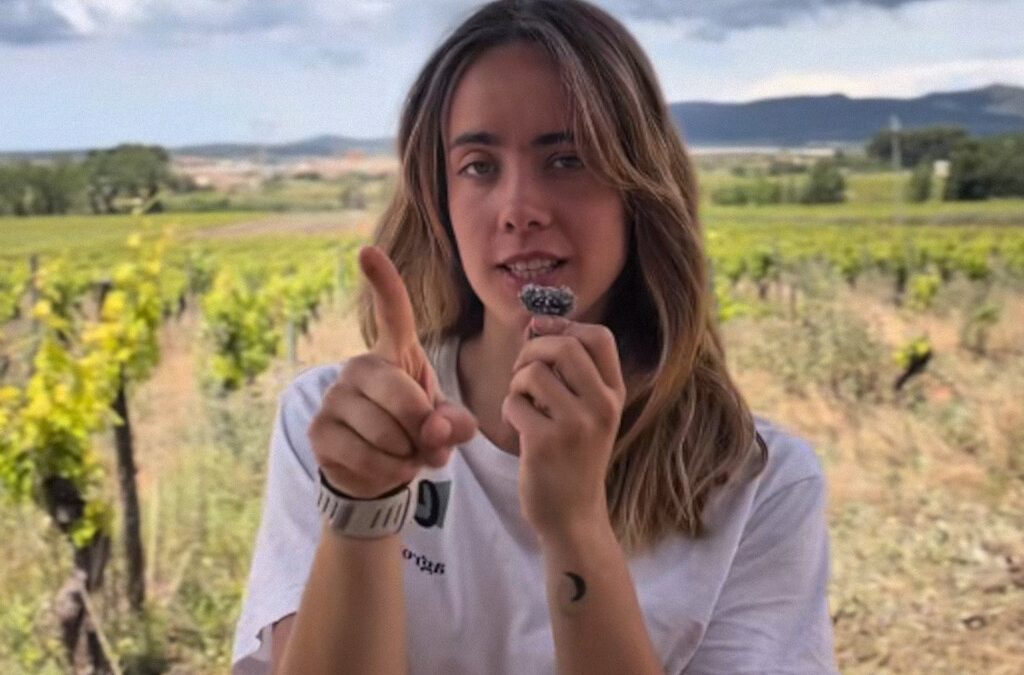 Paula Nuévalos, agrícultora autónoma de Utiel: “Pocos trabajos habrá que sean tan gratificantes como este”