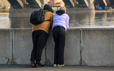Alan, de 40, y Katie, de 35, obsesionados por la jubilación anticipada: “Llevamos el almuerzo al trabajo durante 10 años y pudimos jubilarnos”