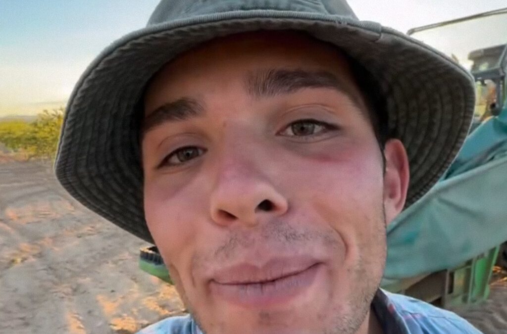Mario, agricultor a los 23 años: “Gano 1540 euros al mes. Los españoles no quieren trabajar en el campo”