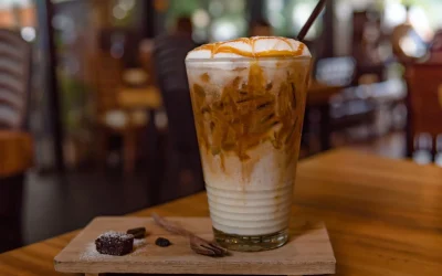El caramel mocha desplaza al café de olla: el algoritmo gastronómico y la comida tradicional